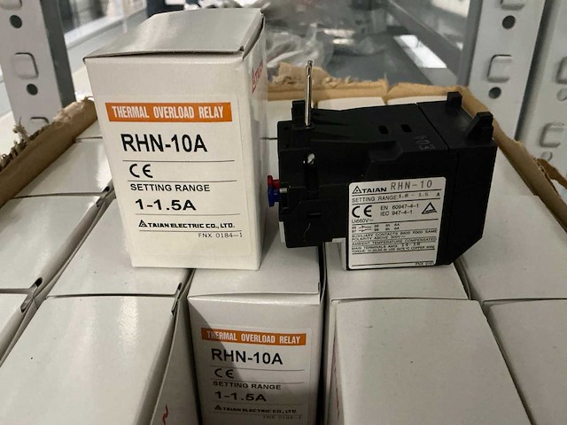 Partij taian thermal overload relay rhn-10a (120x) - afbeelding 1 van  2