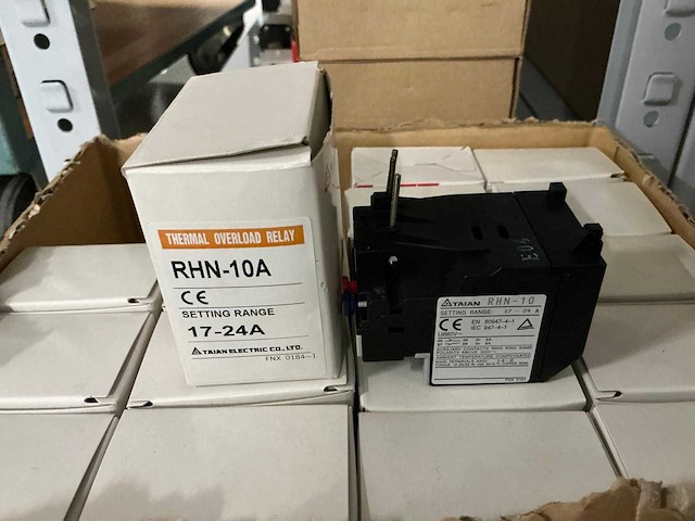 Partij taian thermal overload relay rhn-10a (58x) - afbeelding 1 van  2