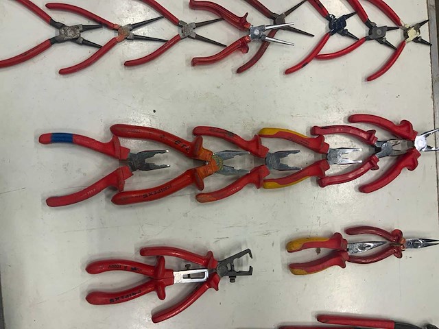 Partij tangen o,a knipex - afbeelding 6 van  10