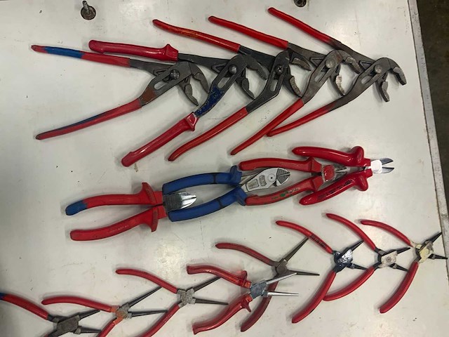Partij tangen o,a knipex - afbeelding 4 van  10