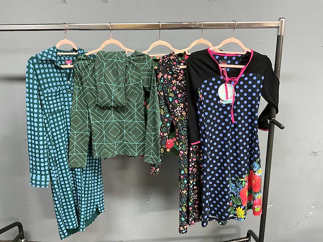 Partij tante betsy kleding - afbeelding 1 van  13