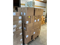 Partij tape 12mm acryl transparant (7920x) - afbeelding 3 van  3