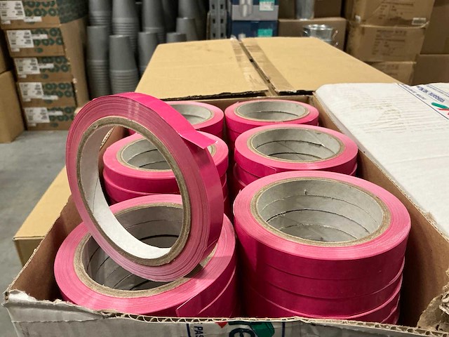 Partij tape roze (96x) - afbeelding 1 van  3