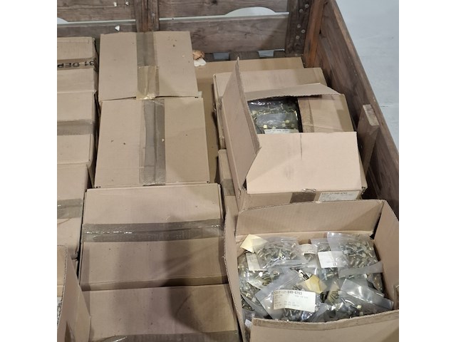 Partij tapeinden - afbeelding 7 van  7