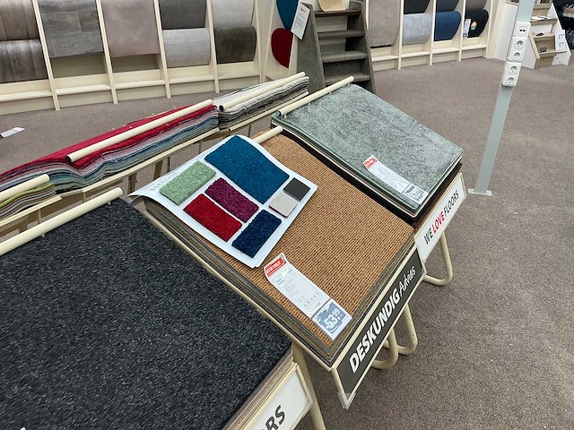 Partij tapijt samples met houder (25x) - afbeelding 11 van  12