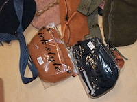 Partij tassen mix geleverd 12 stuks in ds 4 - afbeelding 4 van  7