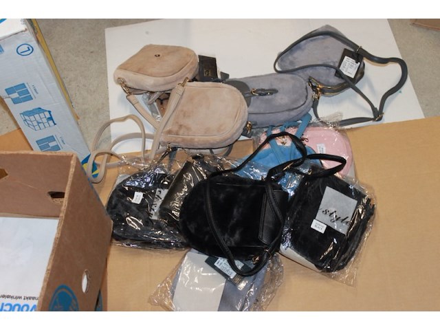 Partij tassen mix geleverd 12 stuks in ds 6 - afbeelding 5 van  7