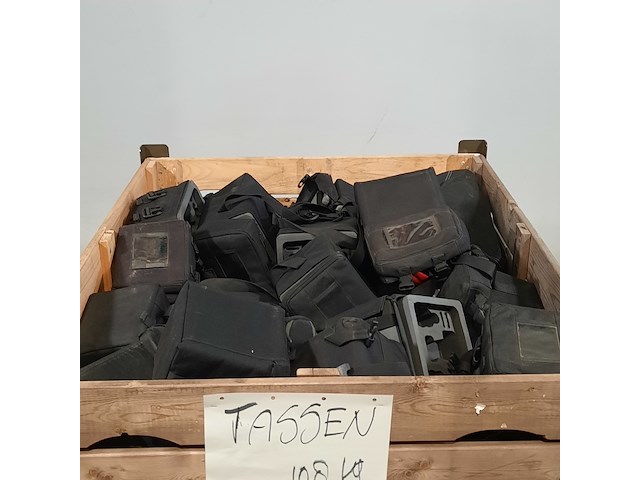 Partij tassen, o.a. lowepro - afbeelding 2 van  6