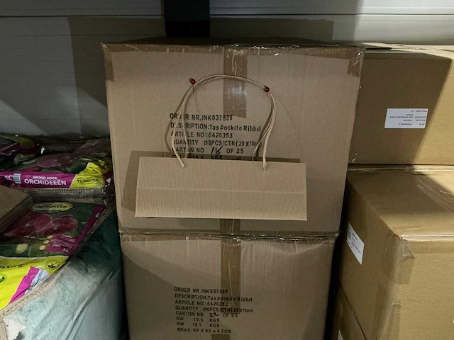 Partij tassen pockito ribbel 33x11x11.5cm (800x) - afbeelding 1 van  6