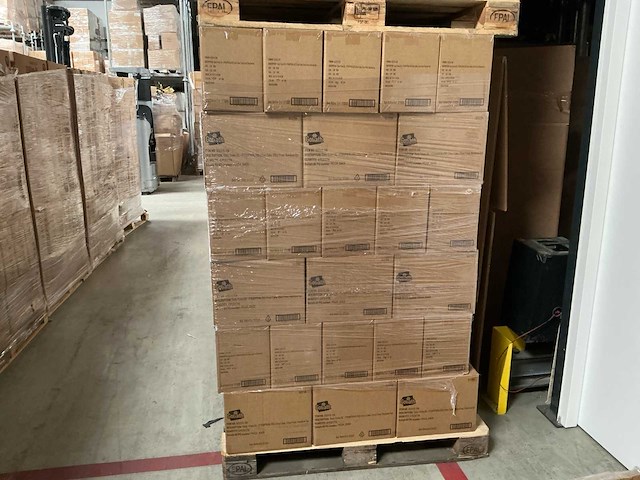 Partij tasty tinie's - 33 pallets - volle vracht (10896x) - afbeelding 17 van  19