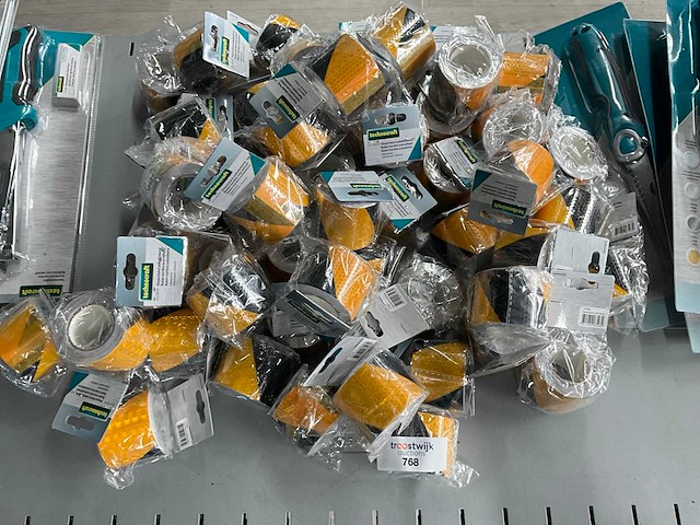 Partij technocraft 5m x 50mm zwart-geel reflecterend tape - afbeelding 2 van  3