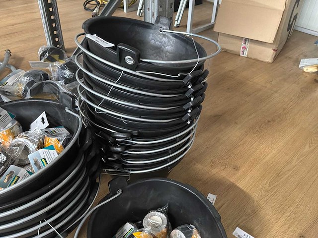 Partij technocraft emmers & reflecteert tape - afbeelding 3 van  5