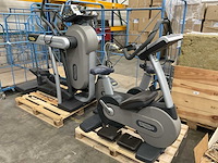 Partij technogym fitness apparaten, 5 stuks - afbeelding 9 van  12