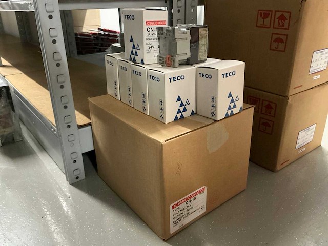 Partij teco ac magnetic contactors cn-18 3a1a1b (40x) - afbeelding 3 van  3
