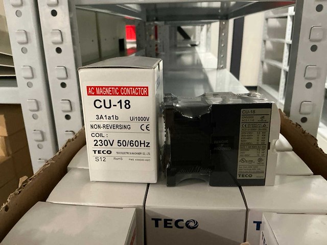 Partij teco ac magnetic contactors cu-18 (120x) - afbeelding 1 van  3