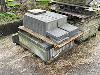 Partij tegels en stenen - afbeelding 3 van  7