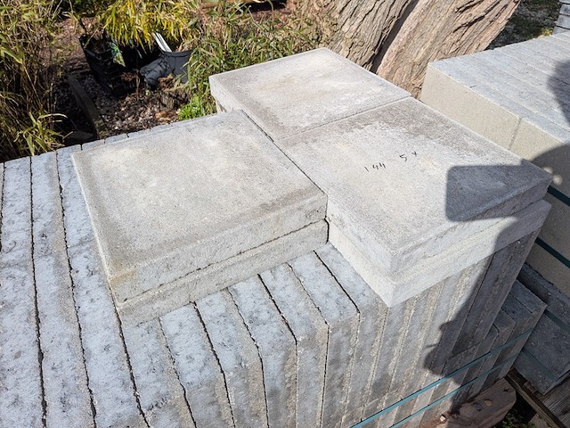 Partij tegels - afbeelding 13 van  14