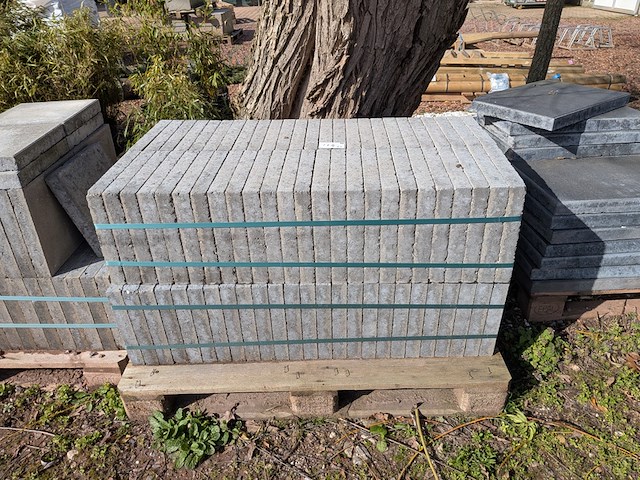 Partij tegels - afbeelding 14 van  14