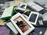 Partij telefoon- en tablet hoesjes en accessoires - afbeelding 6 van  9
