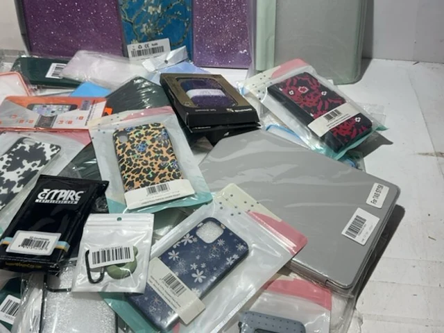 Partij telefoon en tablet accessoires - afbeelding 5 van  7