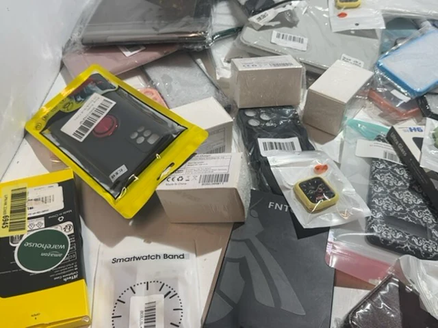 Partij telefoon en tablet accessoires - afbeelding 7 van  9
