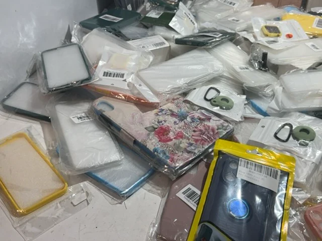 Partij telefoon en tablet accessoires - afbeelding 6 van  7