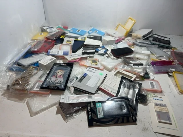 Partij telefoon en tablet accessoires - afbeelding 1 van  7