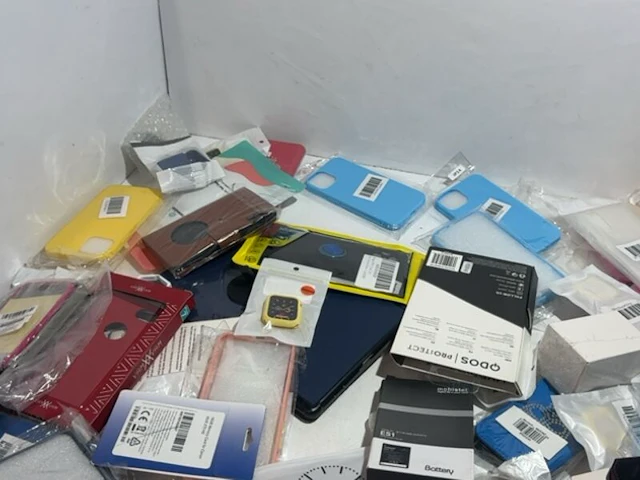 Partij telefoon en tablet accessoires - afbeelding 2 van  7