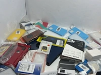 Partij telefoon en tablet accessoires - afbeelding 2 van  7
