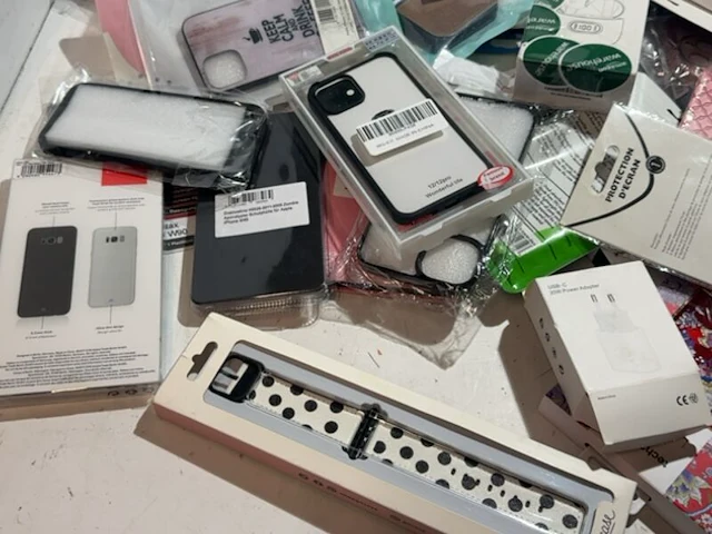 Partij telefoon en tablet accessoires - afbeelding 7 van  9