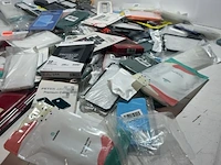 Partij telefoon en tablet accessoires - afbeelding 2 van  10