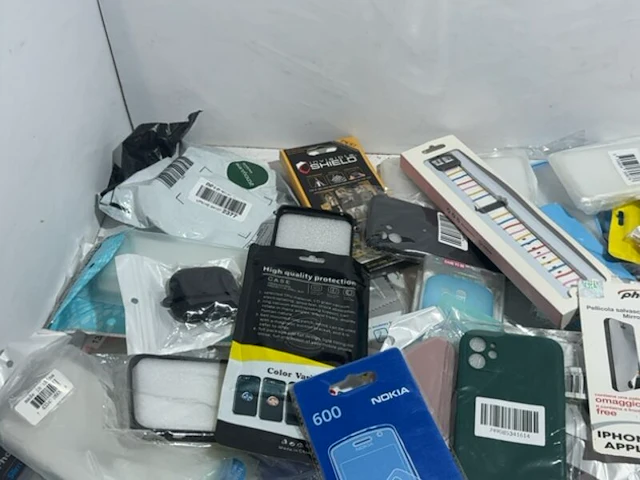 Partij telefoon en tablet accessoires - afbeelding 3 van  10