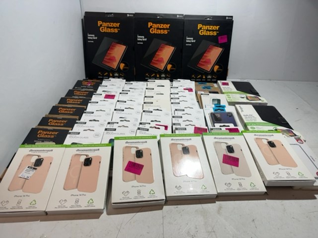 Partij telefoon hoesjes en screen protectors, panzer glass en xqisit - afbeelding 1 van  9