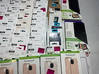 Partij telefoon hoesjes en screen protectors, panzer glass en xqisit - afbeelding 8 van  9