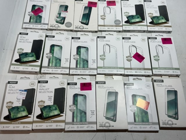 Partij telefoon hoesjes en screen protectors, xqisit - afbeelding 3 van  6
