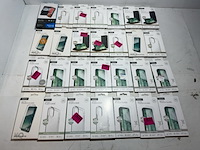 Partij telefoon hoesjes en screen protectors, xqisit - afbeelding 1 van  7