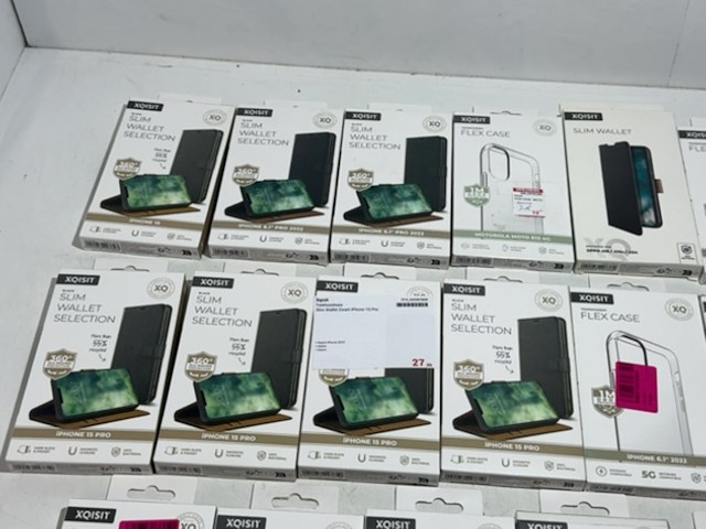 Partij telefoon hoesjes en screen protectors, xqisit - afbeelding 5 van  7
