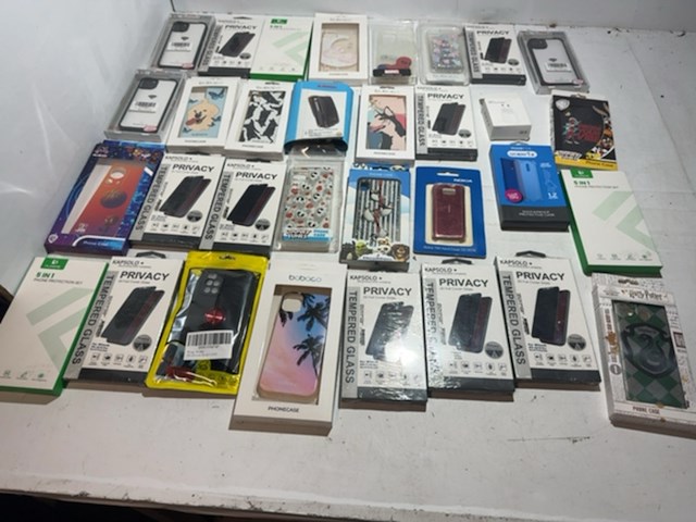 Partij telefoonhoesjes, diverse merken en types 32 stuks - afbeelding 4 van  4
