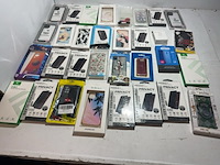 Partij telefoonhoesjes, diverse merken en types 32 stuks - afbeelding 4 van  4