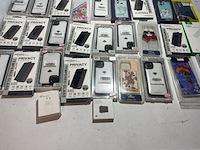 Partij telefoonhoesjes, diverse merken en types 32 stuks - afbeelding 5 van  6