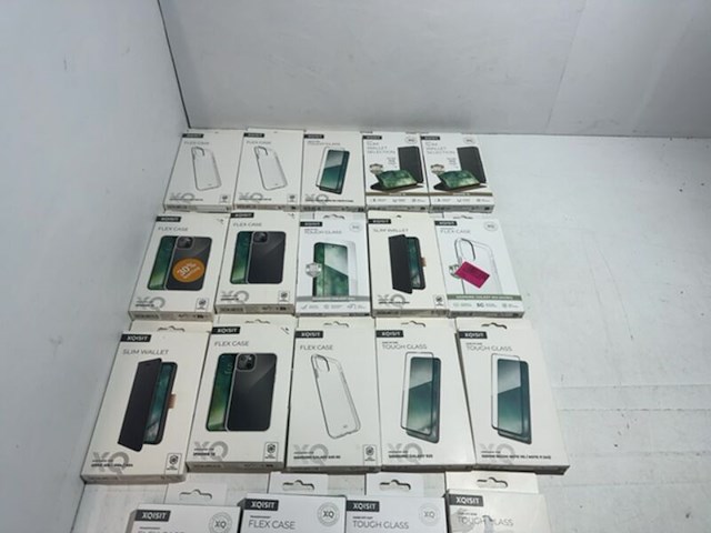 Partij telefoonhoesjes, xqisit, 19 stuks - afbeelding 1 van  2