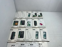 Partij telefoonhoesjes, xqisit, 19 stuks