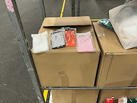 Partij telefoonhoesjes - afbeelding 1 van  1