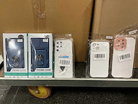 Partij telefoonhoesjes - afbeelding 1 van  6