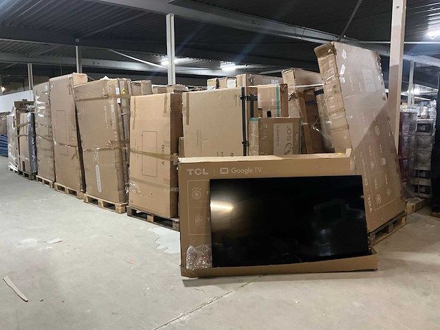 Partij televisies (ca. 135x) - afbeelding 1 van  22