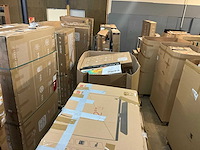 Partij televisies (ca. 360x) - afbeelding 28 van  28