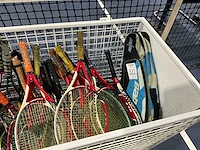 Partij tennisrackets + opslagkist