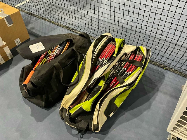 Partij tennisrackets + opslagkist - afbeelding 3 van  5
