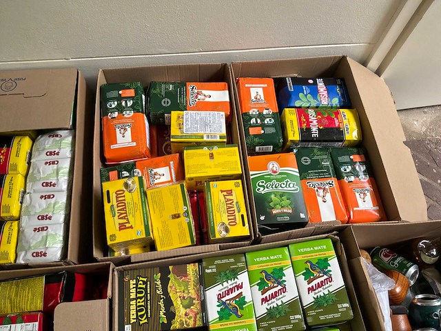Partij tenswaren & yerba mate thee - afbeelding 7 van  9
