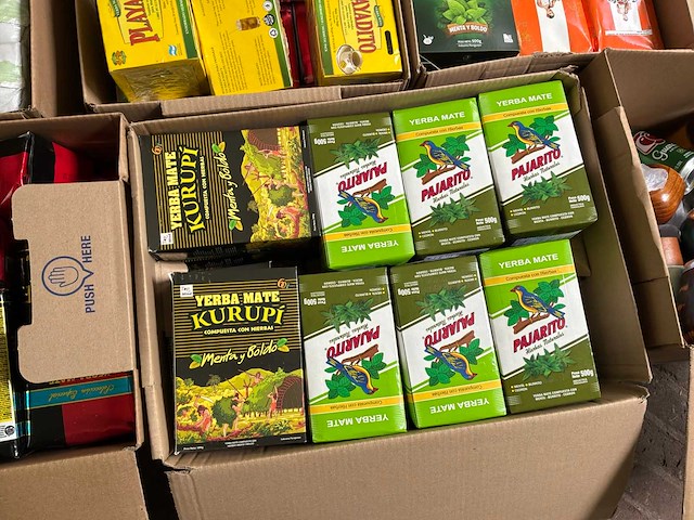 Partij tenswaren & yerba mate thee - afbeelding 8 van  9